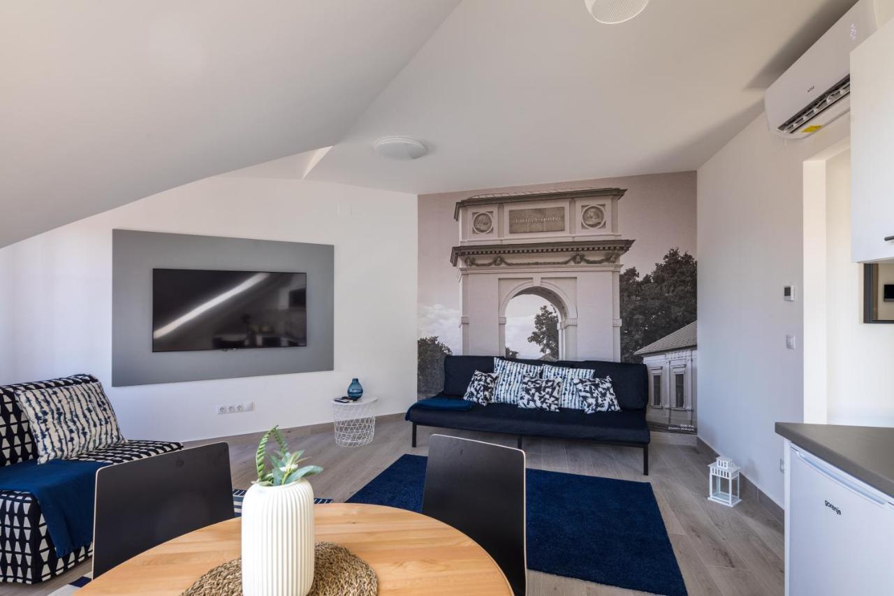 Stafetahaz Apartmanok Vác Exterior foto