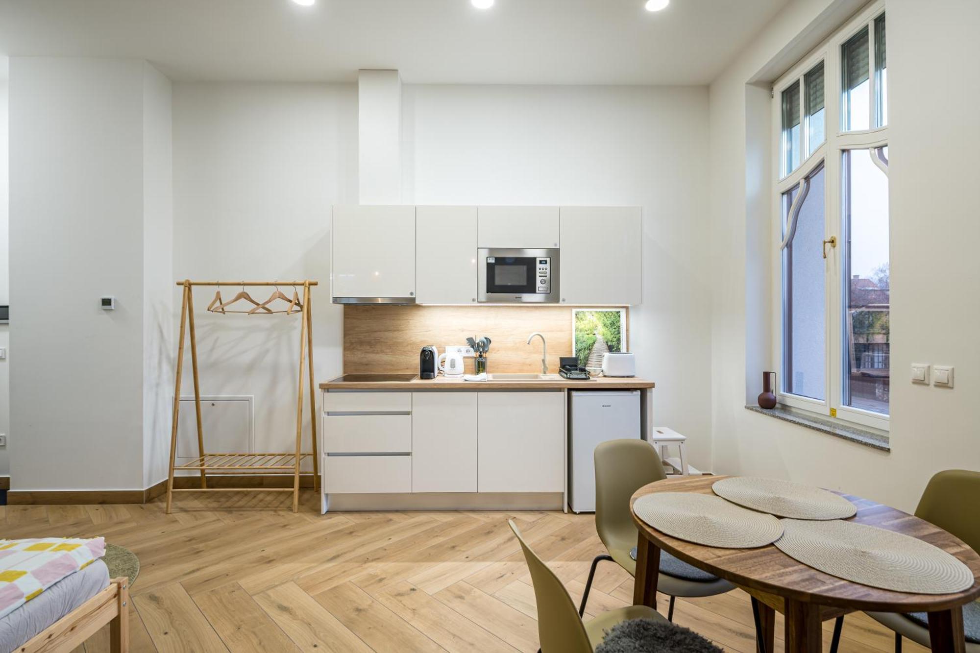 Stafetahaz Apartmanok Vác Exterior foto