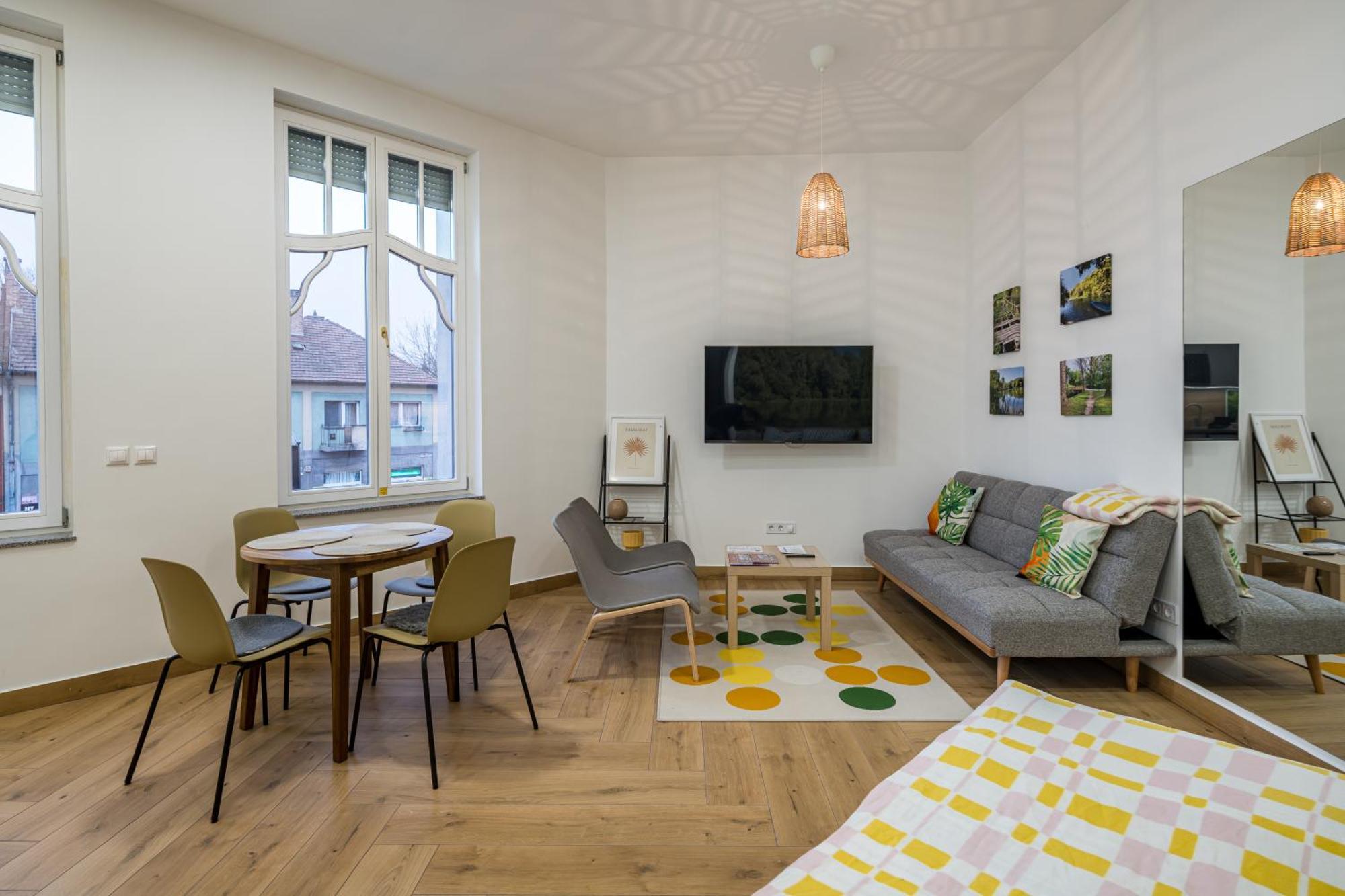 Stafetahaz Apartmanok Vác Exterior foto